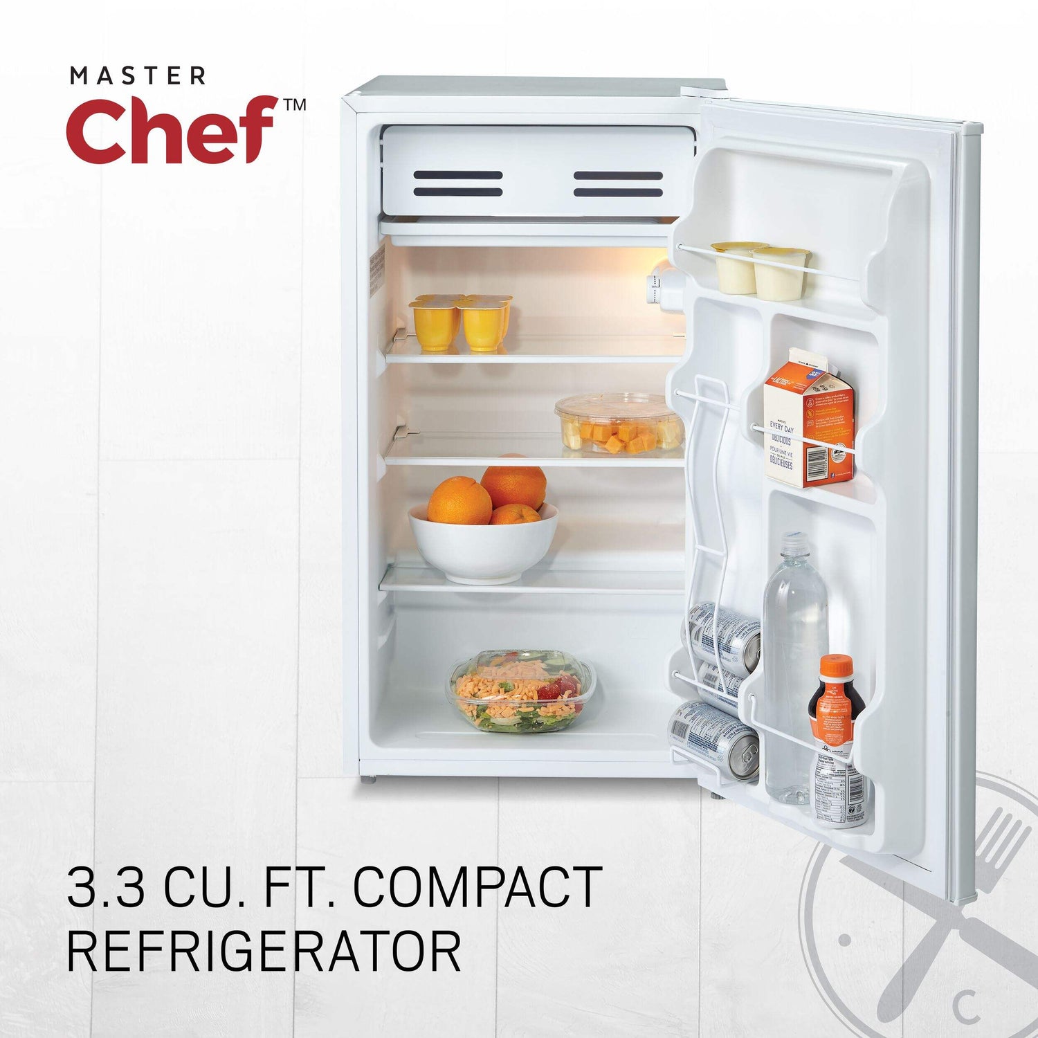 MASTER Chef Compact Refrigerator with Internal Freezer & Reversible Door