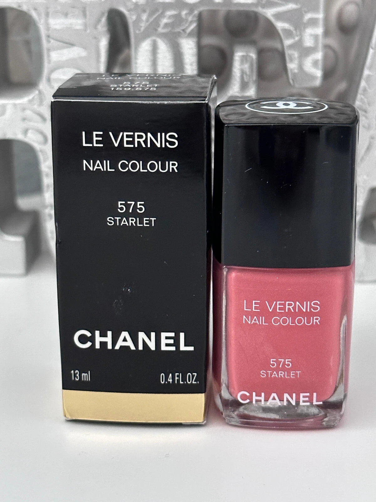 Chanel Nail Colour Starlet 